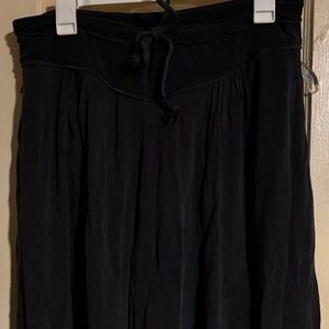 Free People light weight gray wide leg sweat pants great detailing